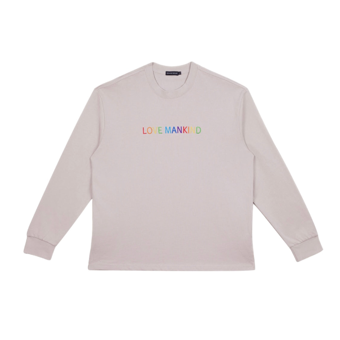 Love Mankind Sweatshirt front in embroidery